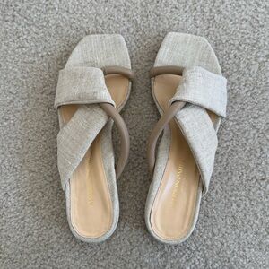 Marion Park Beige Sandals — Size 37